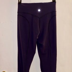Lululemon Black 7/8 Leggings Size 6- well worn